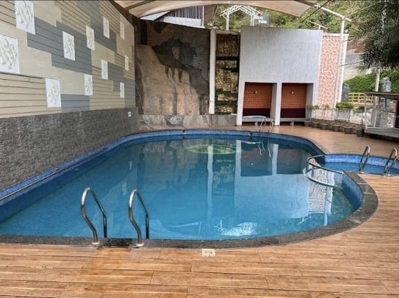 Aarian Woods Boutique Resort ( Max. 50 PAX )